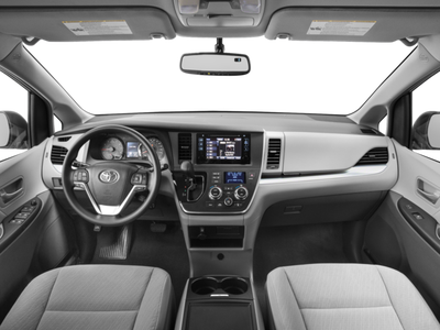 2017 Toyota Sienna LE