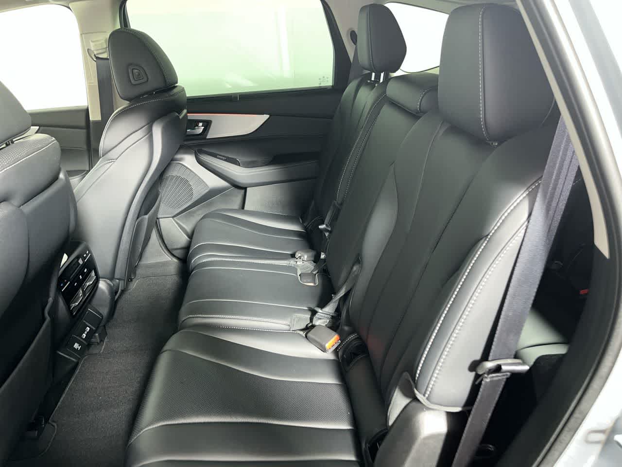 2023 Acura MDX w/Technology Package