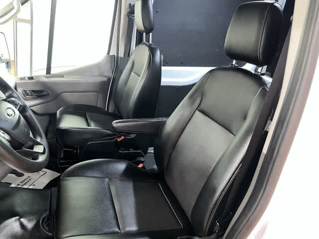 2023 Ford Transit Cargo Van T-250 130" Med Rf 9070 GVWR RWD