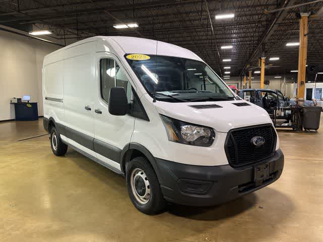 2023 Ford Transit Cargo Van T-250 130" Med Rf 9070 GVWR RWD