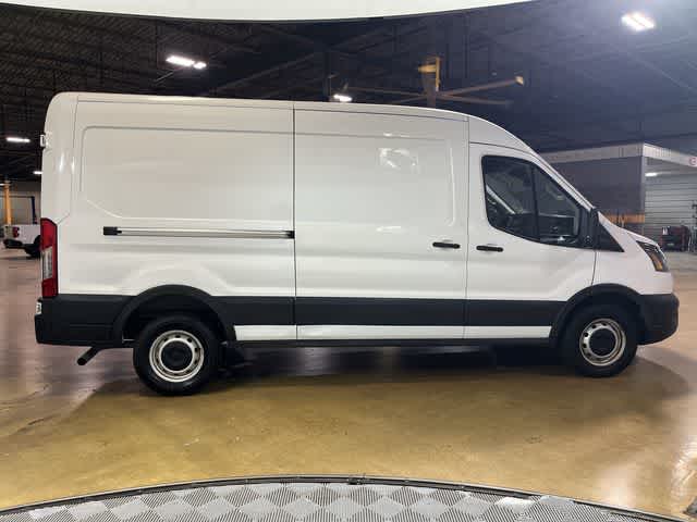 2023 Ford Transit Cargo Van T-250 130" Med Rf 9070 GVWR RWD