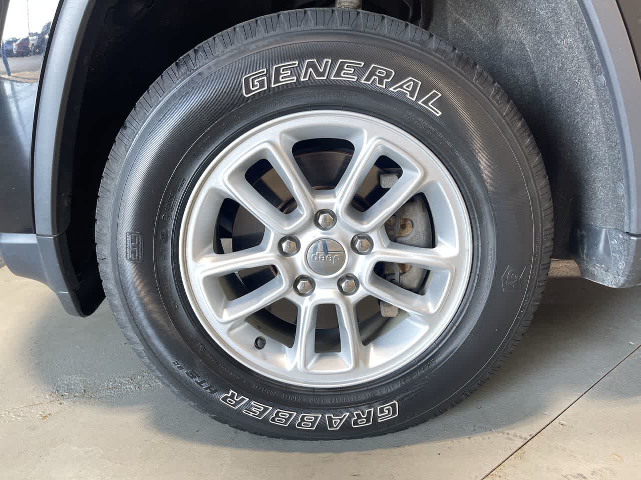 2018 Jeep Grand Cherokee Laredo E