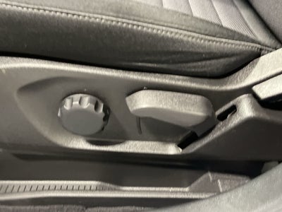 2023 Ford Edge SE