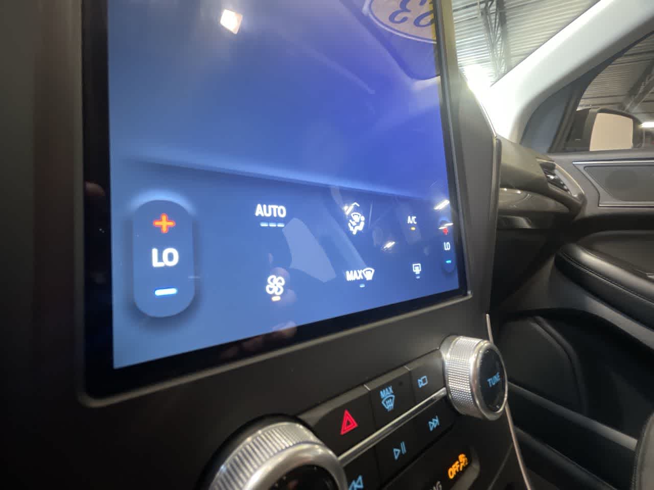 2023 Ford Edge SE