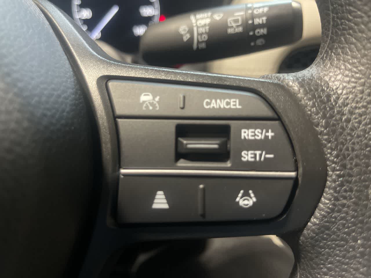 2024 Honda HR-V LX