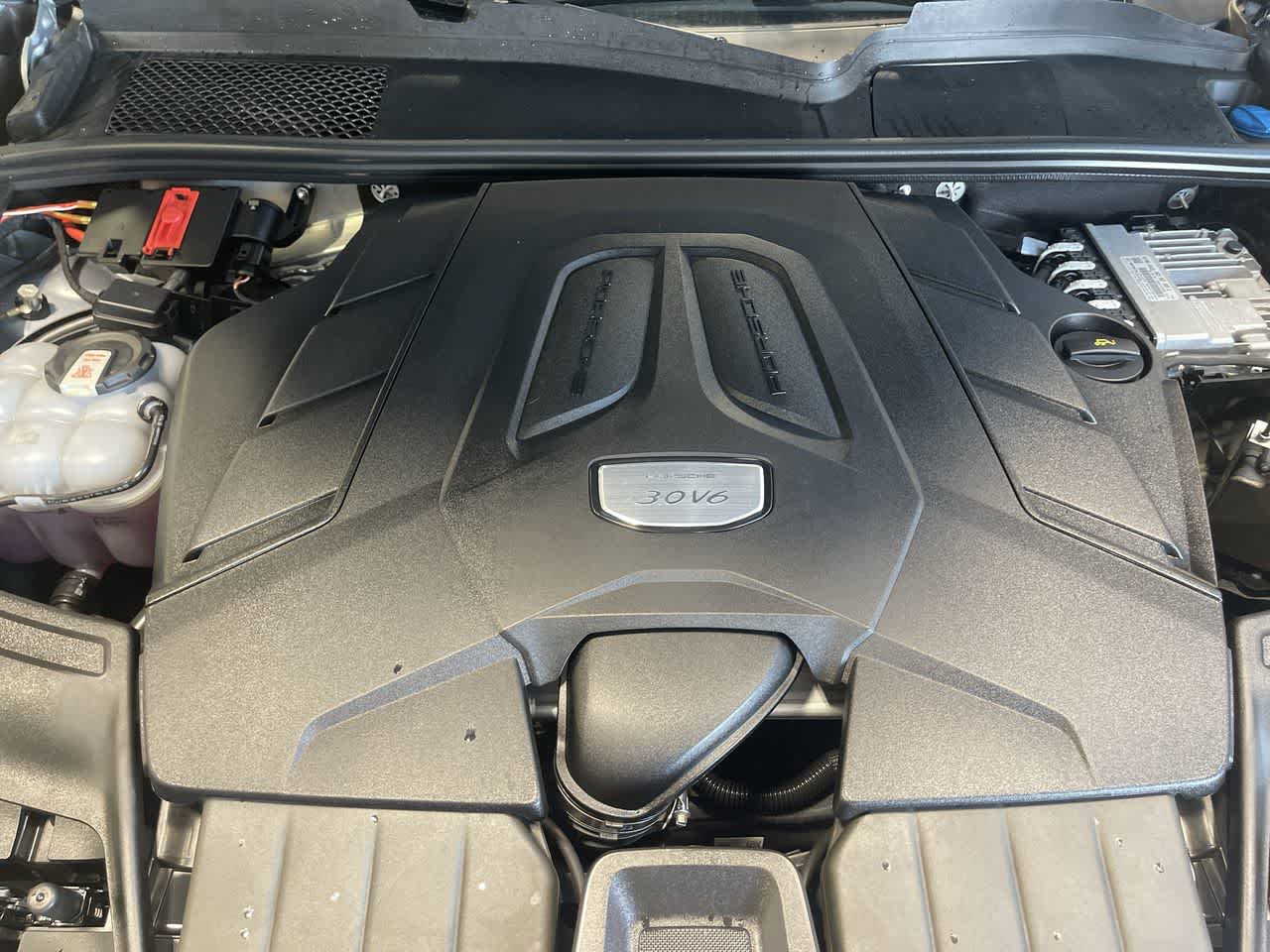 2023 Porsche Cayenne AWD