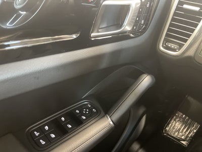 2023 Porsche Cayenne AWD