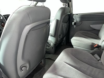 2006 Chrysler Town & Country SWB Base