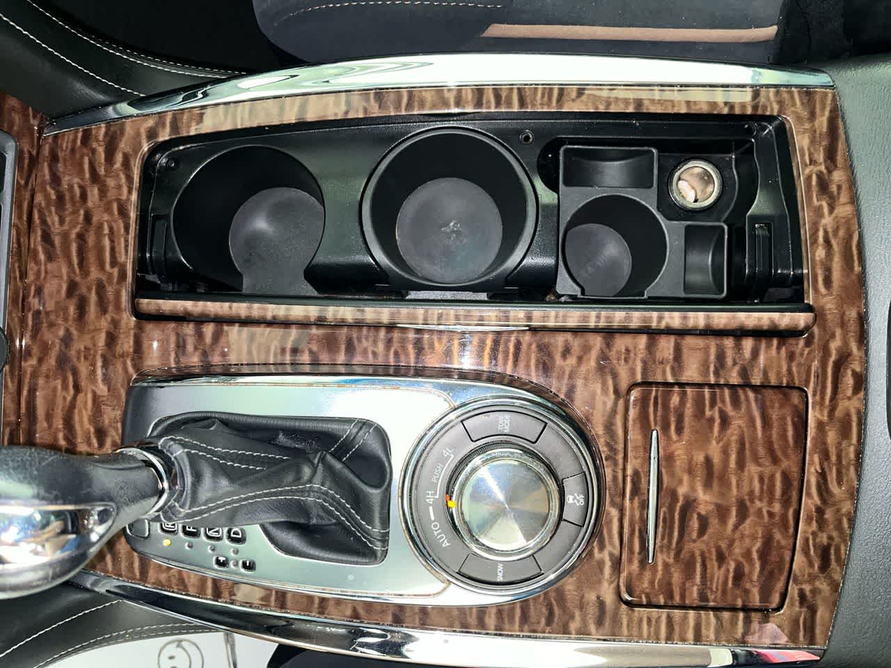 2017 Nissan Armada SV