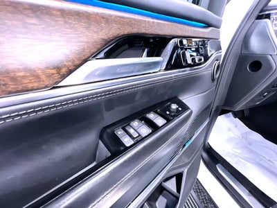 2023 Jeep Grand Wagoneer Base