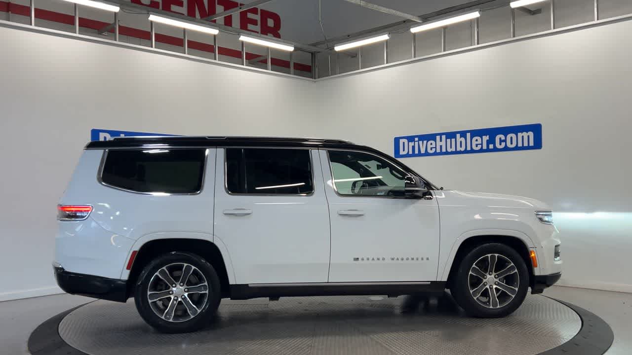 2023 Jeep Grand Wagoneer Base