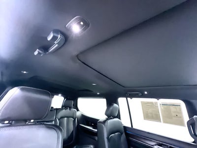 2023 Jeep Grand Wagoneer Base