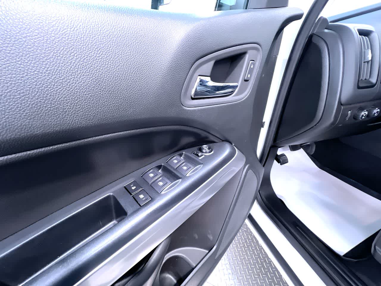 2022 Chevrolet Colorado 4WD LT