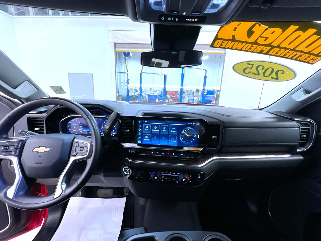 2025 Chevrolet Silverado 1500 LT (2FL)