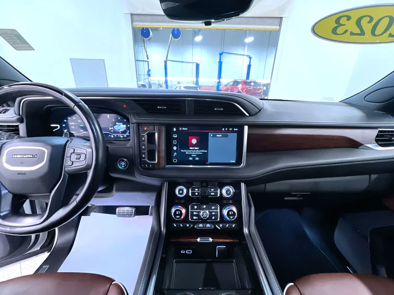2023 GMC Yukon XL Denali Ultimate