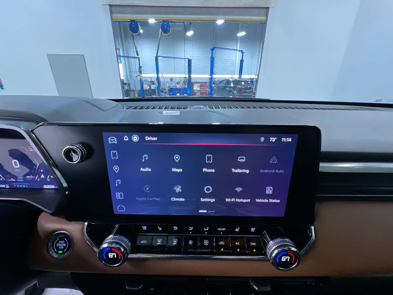 2023 GMC Canyon 4WD AT4