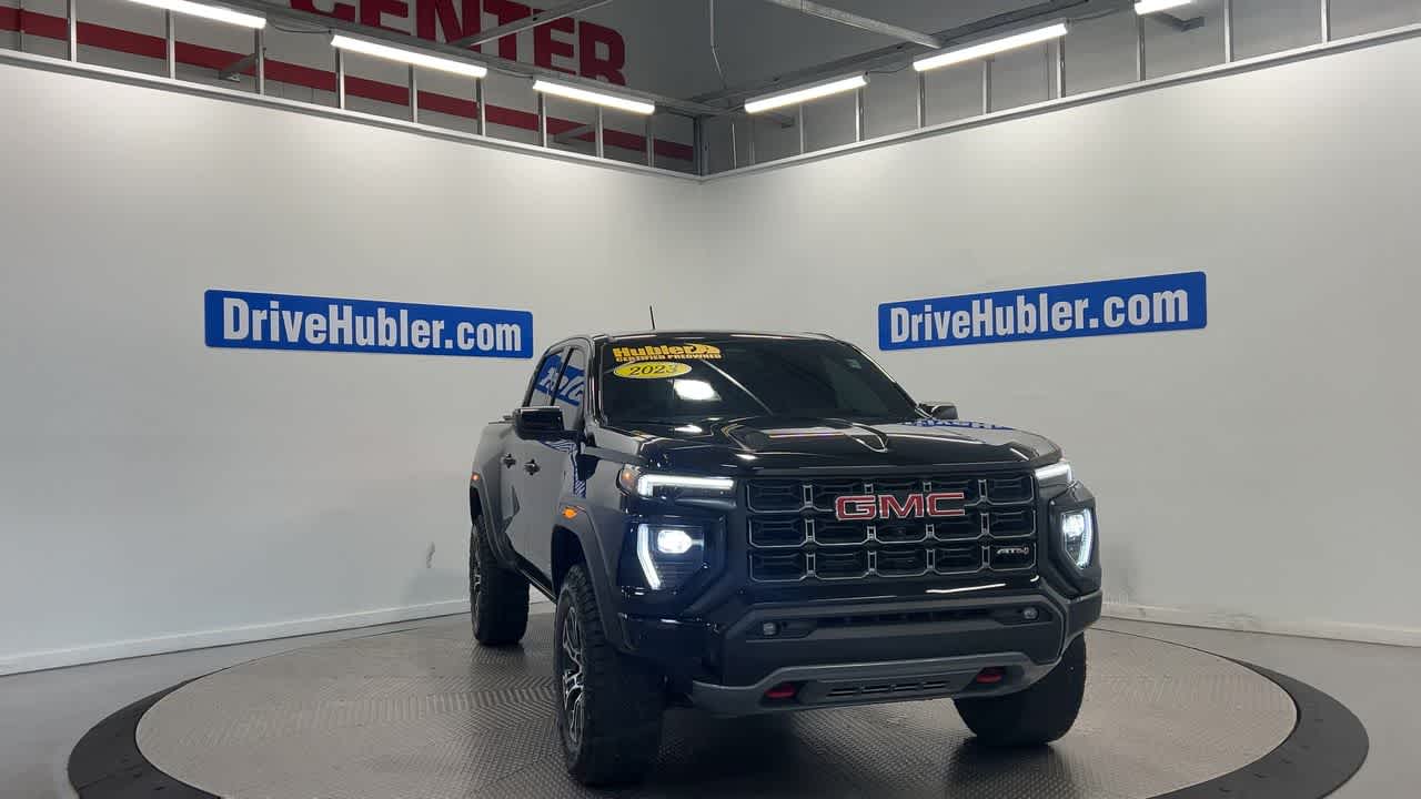 2023 GMC Canyon 4WD AT4