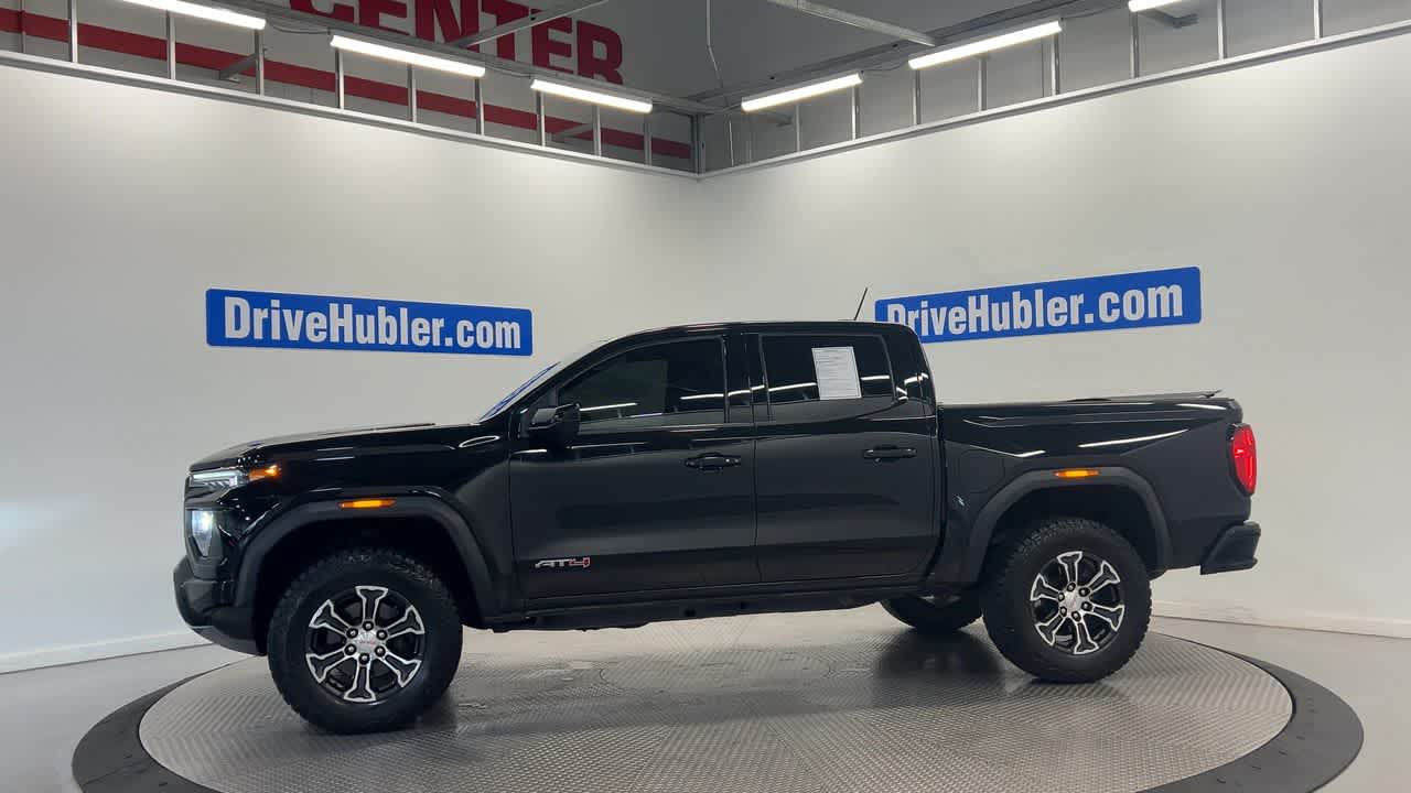 2023 GMC Canyon 4WD AT4