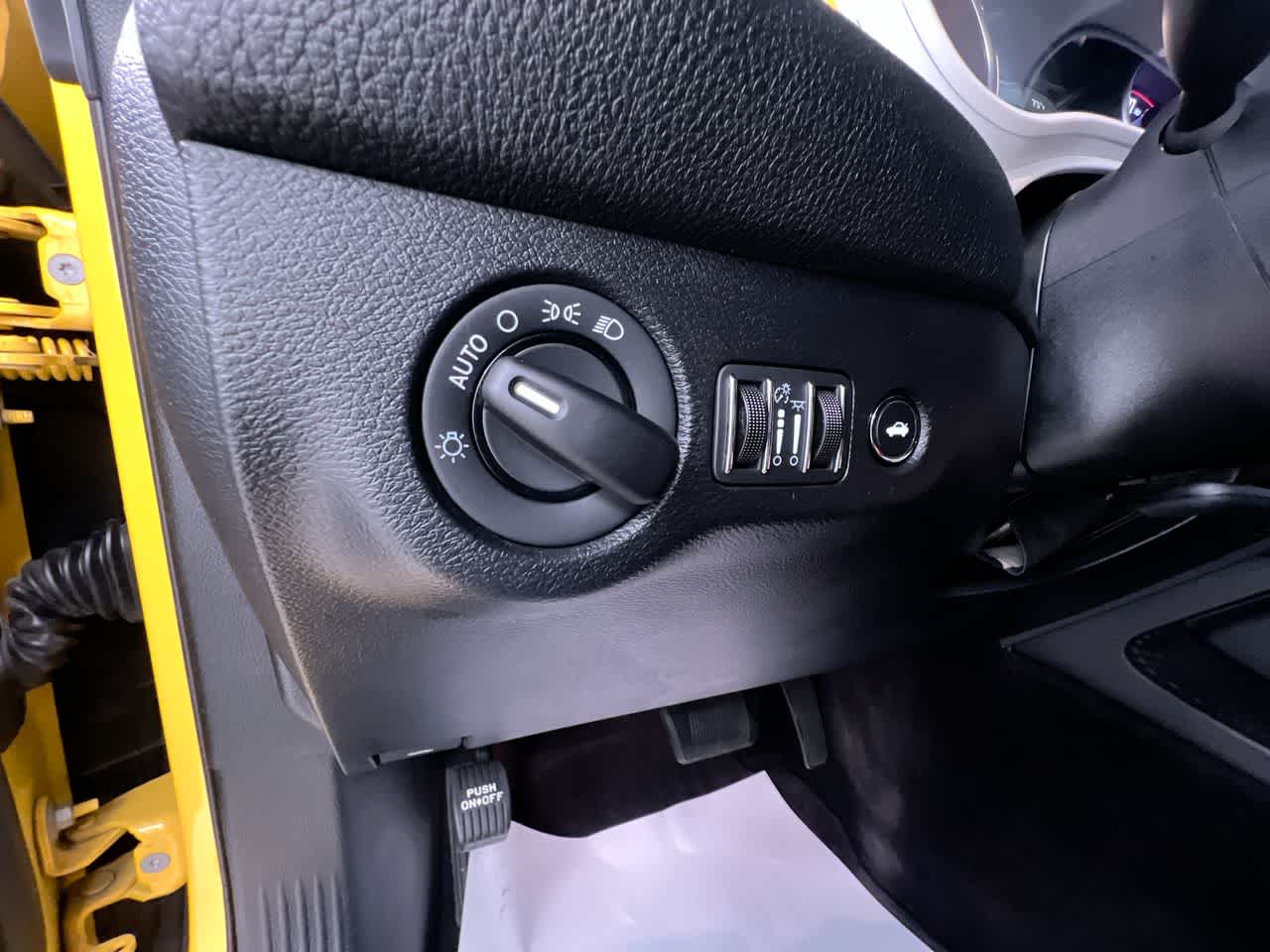 2017 Dodge Challenger SXT