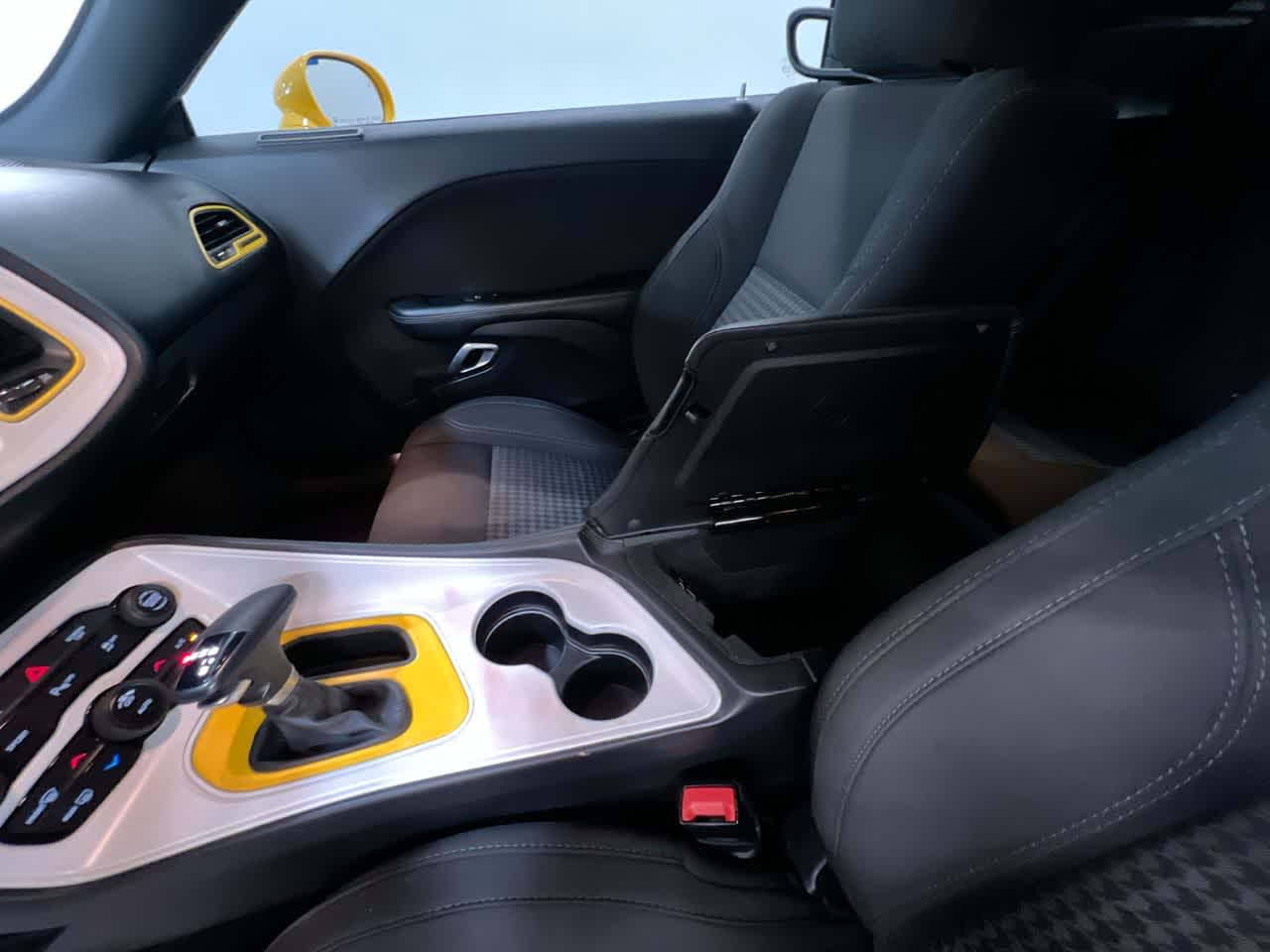 2017 Dodge Challenger SXT