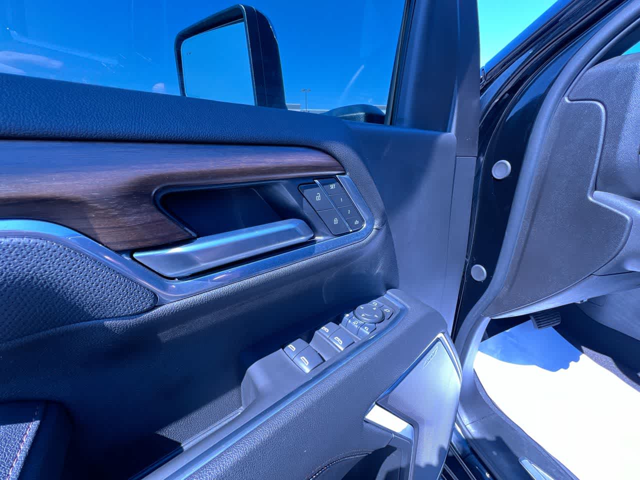 2025 Chevrolet Silverado 3500 HD High Country