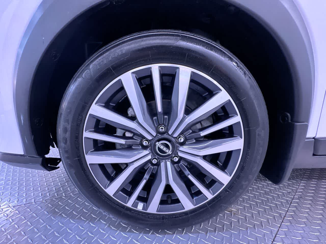 2022 Nissan Kicks SV