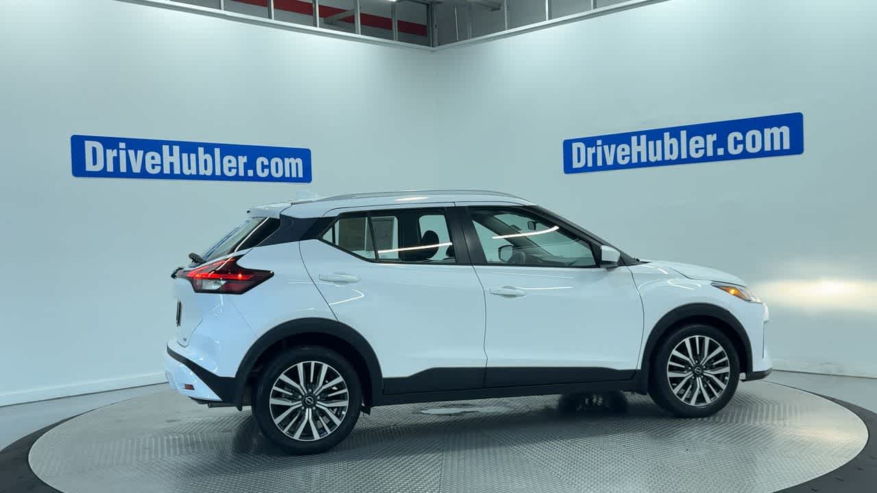 2022 Nissan Kicks SV