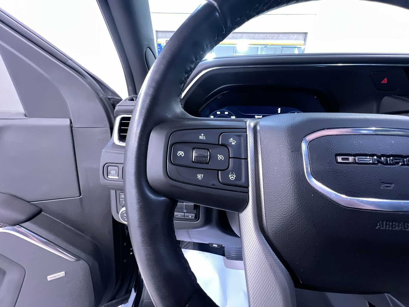 2023 GMC Yukon Denali Denali