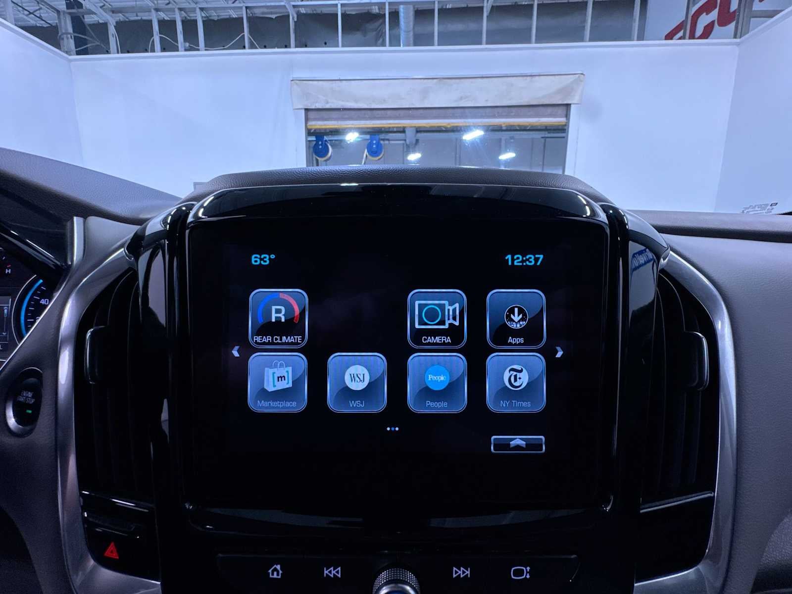2018 Chevrolet Traverse LT Leather
