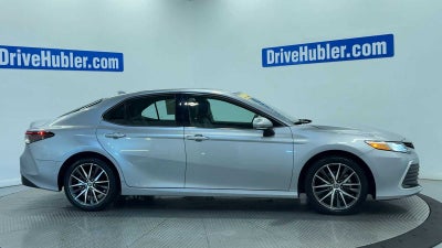 2024 Toyota Camry Hybrid XLE