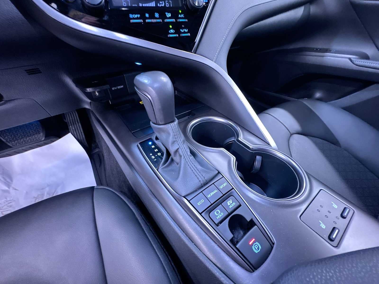 2024 Toyota Camry Hybrid XSE