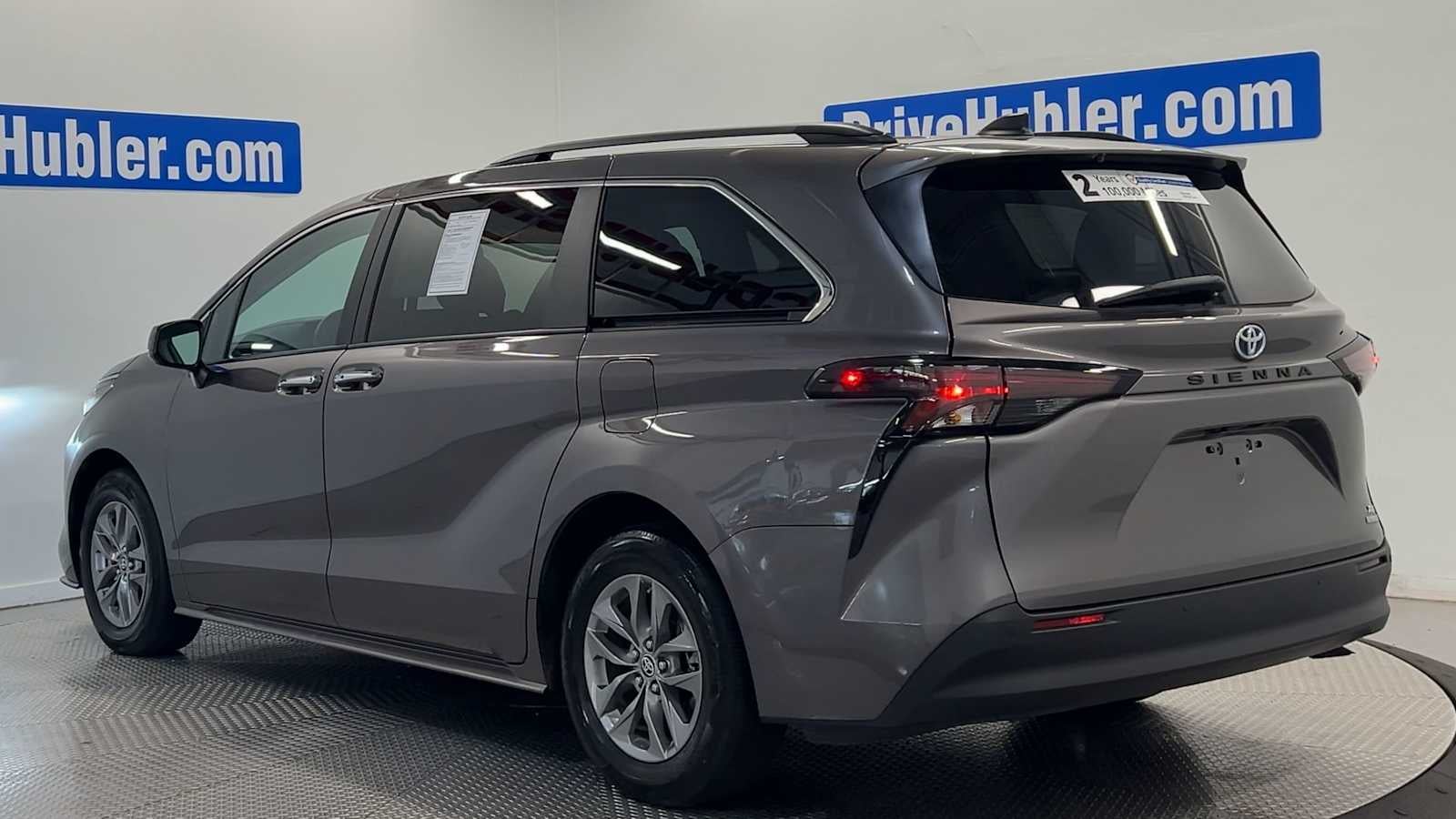 2024 Toyota Sienna XLE