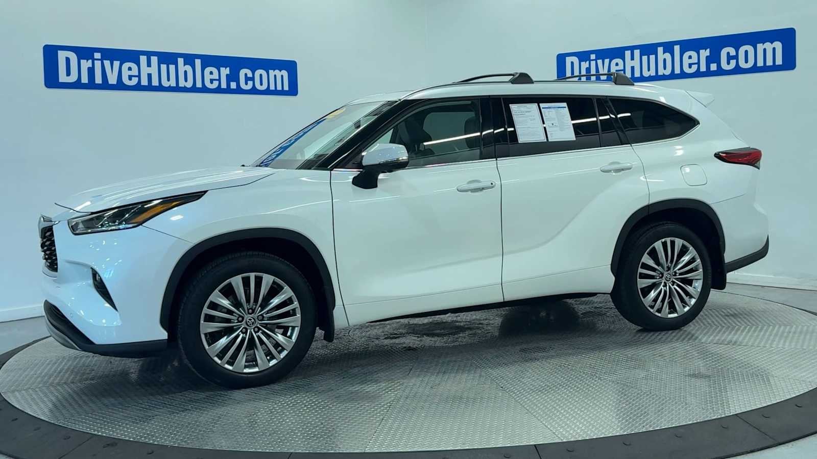 2023 Toyota Highlander Platinum