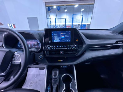 2025 Toyota Highlander XLE