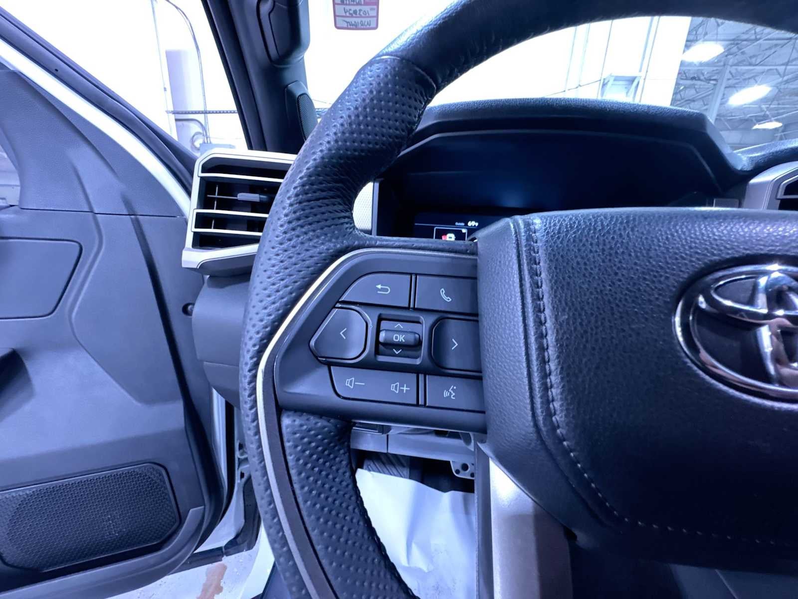 2025 Toyota Tundra Limited Hybrid
