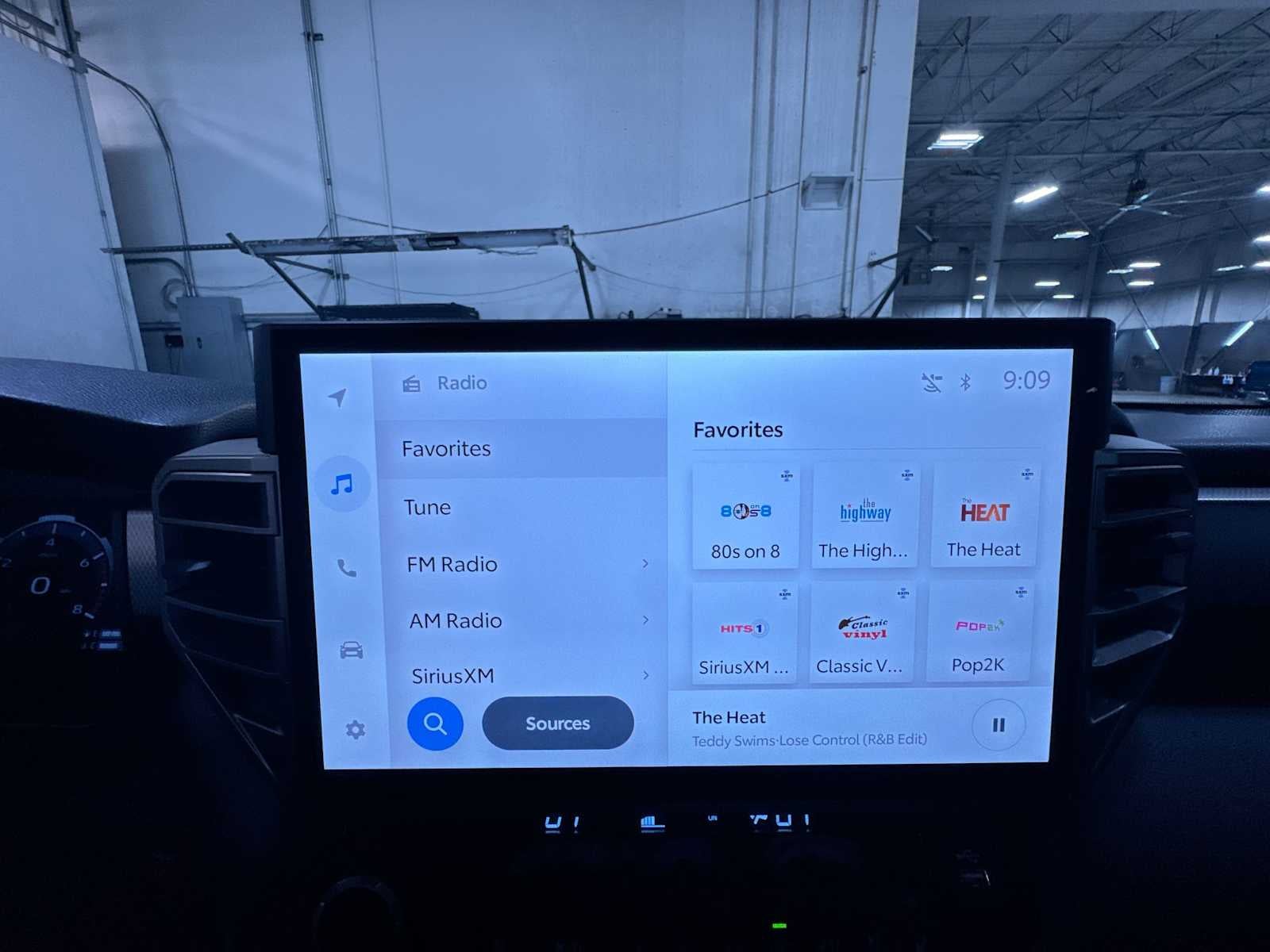2025 Toyota Tundra Limited Hybrid