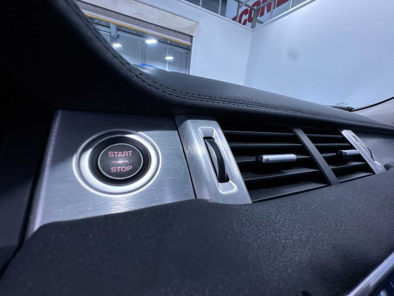 2015 Land Rover Range Rover Evoque Pure Premium