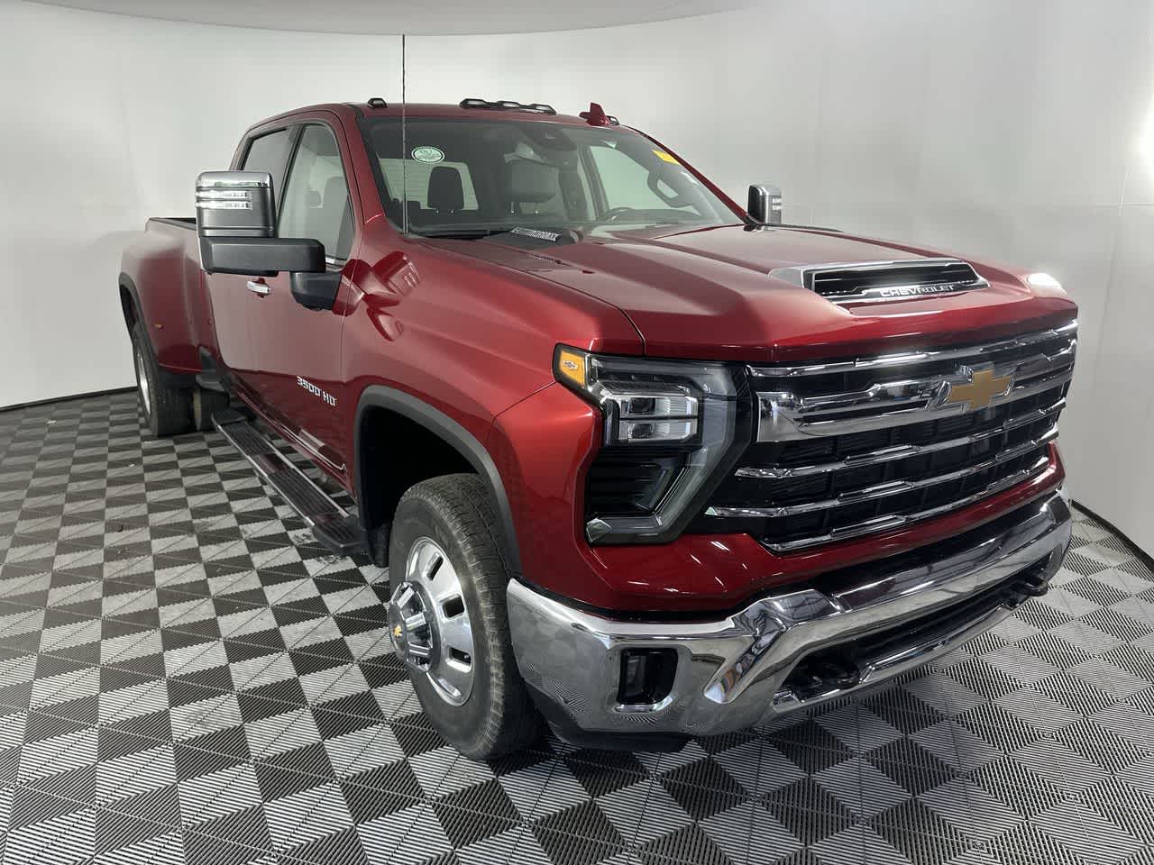 2025 Chevrolet Silverado 3500 HD LTZ DRW