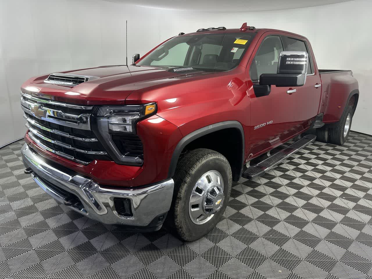 2025 Chevrolet Silverado 3500 HD LTZ DRW