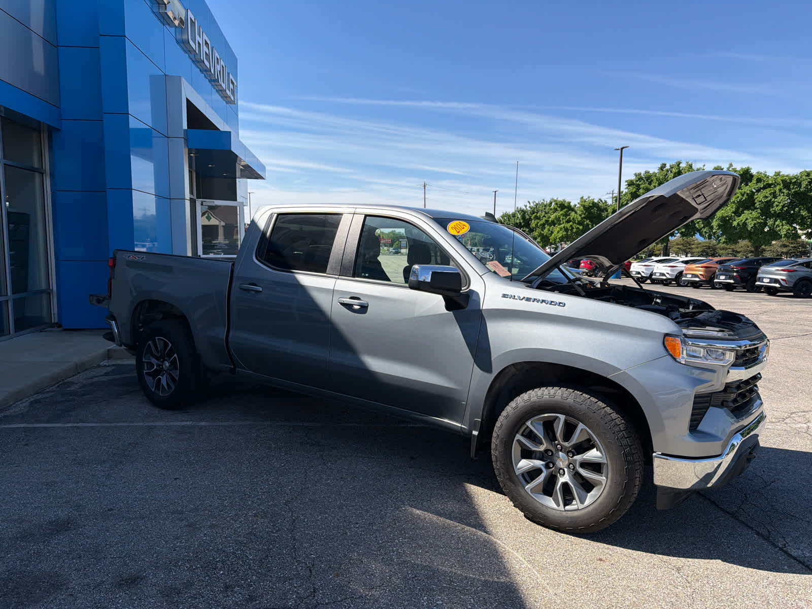2024 Chevrolet Silverado 1500 LT (2FL)