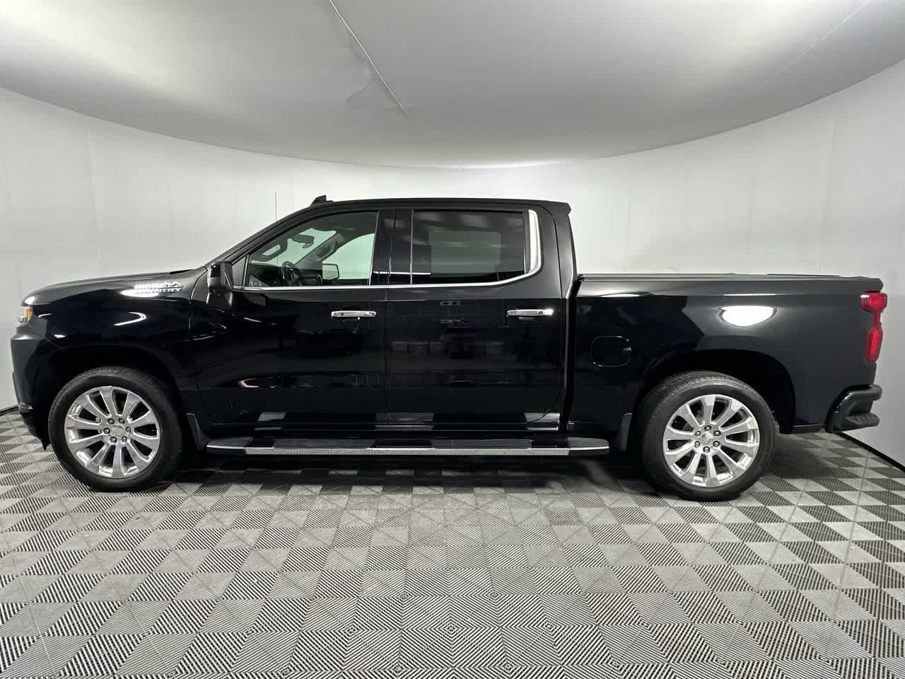 2022 Chevrolet Silverado 1500 LTD High Country