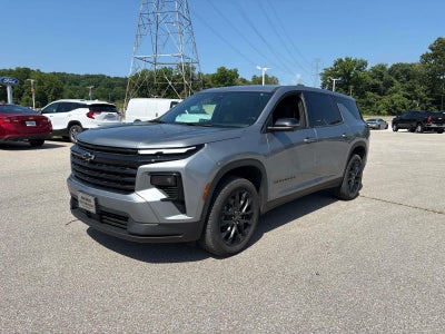 2024 Chevrolet Traverse LS