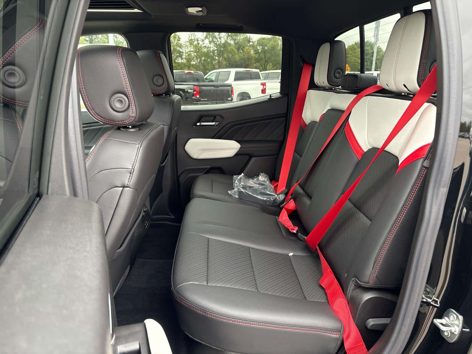 2026 GMC Canyon AT4X