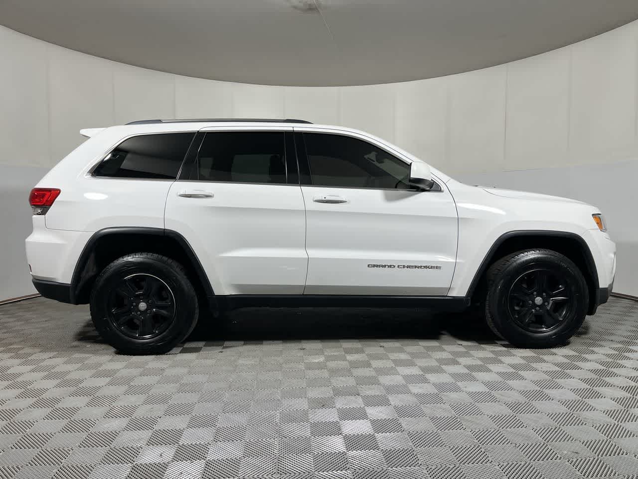2016 Jeep Grand Cherokee Laredo