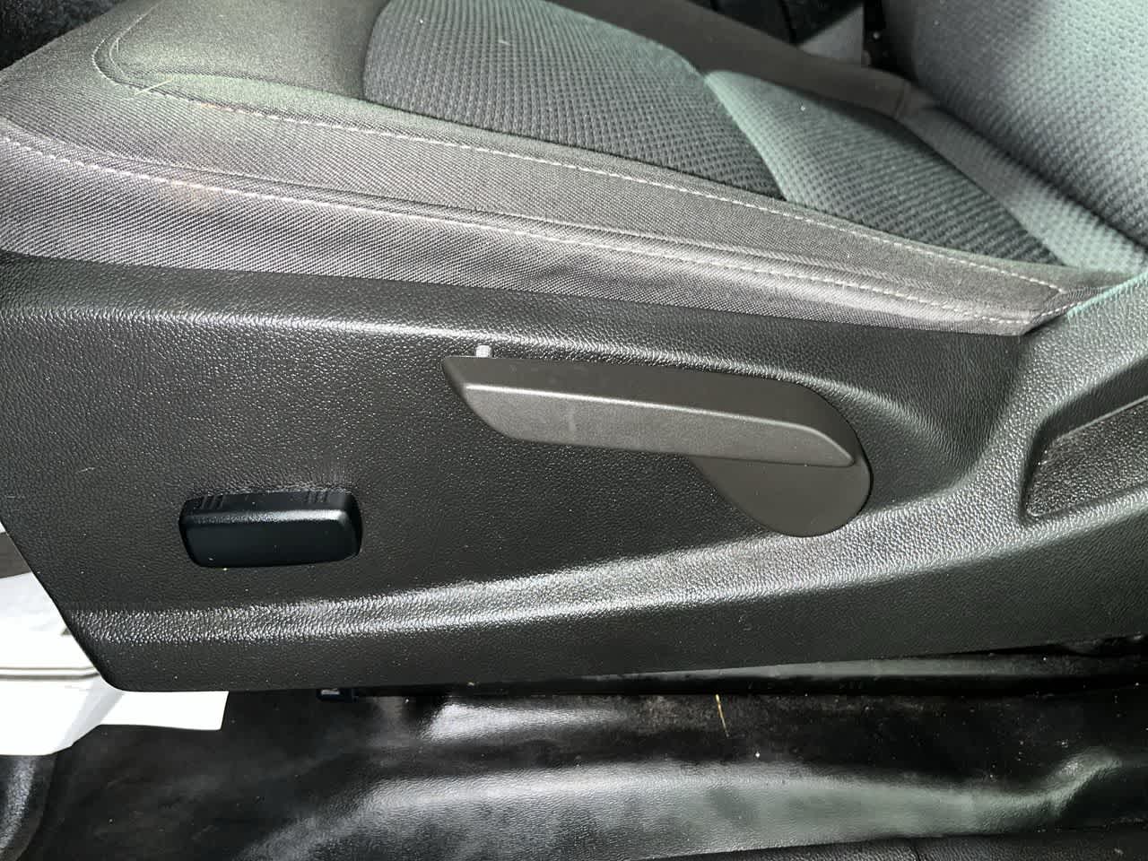 2022 Chevrolet Colorado 2WD LT