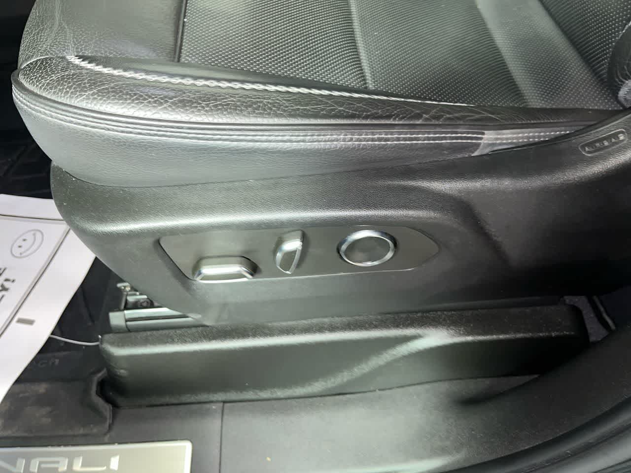 2022 GMC Yukon Denali Denali