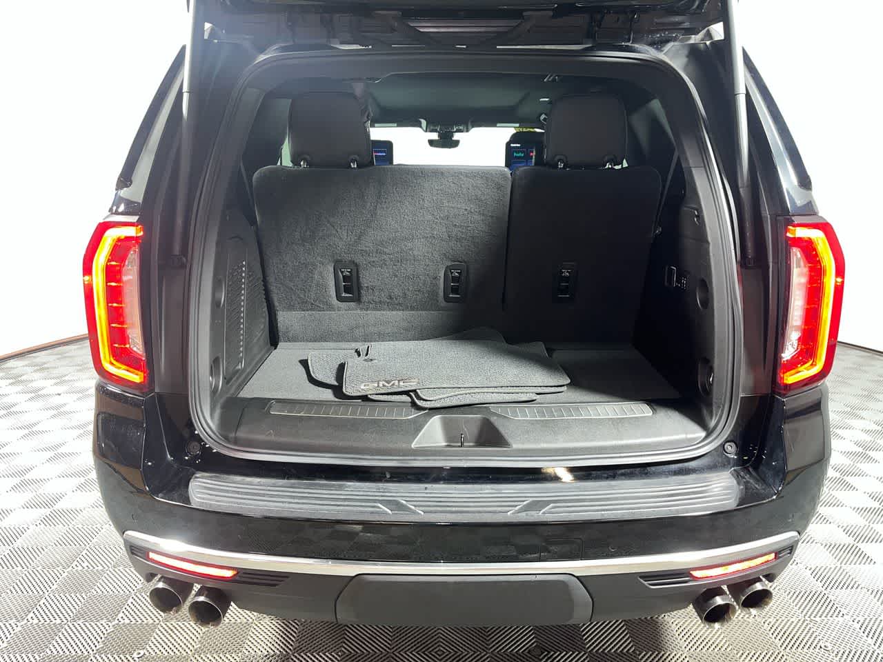 2022 GMC Yukon Denali Denali