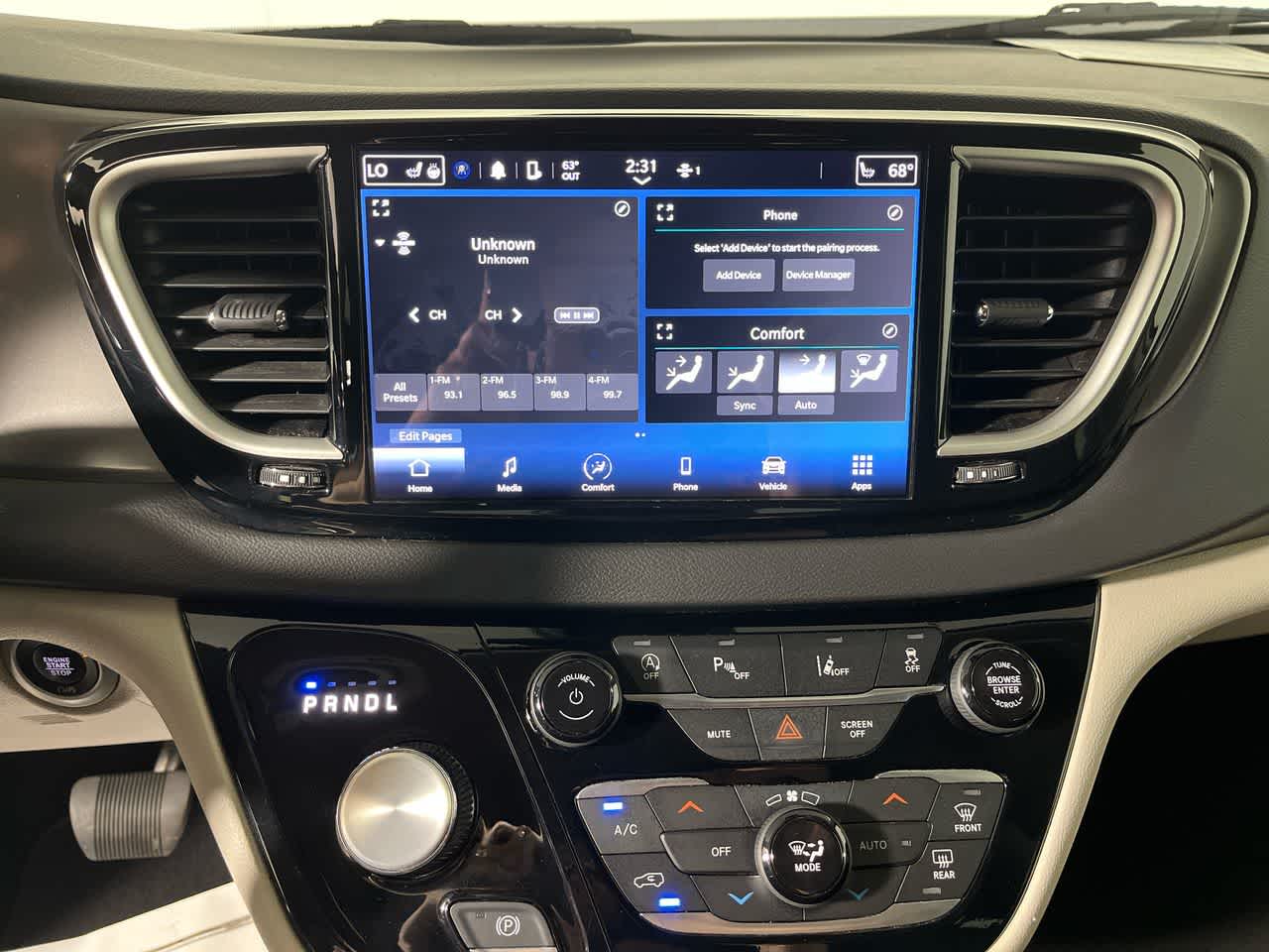 2024 Chrysler Pacifica Touring L