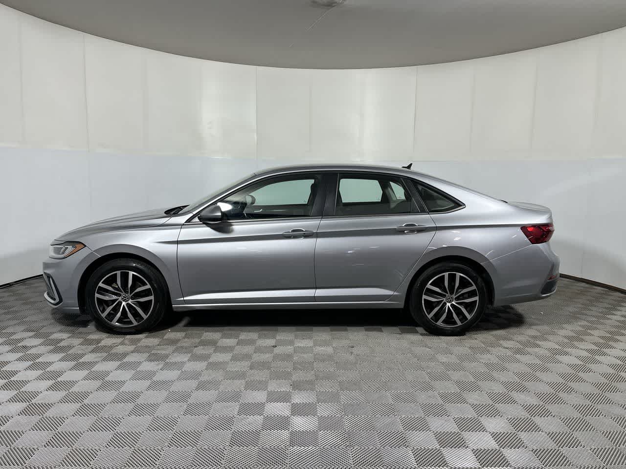 2025 Volkswagen Jetta SE