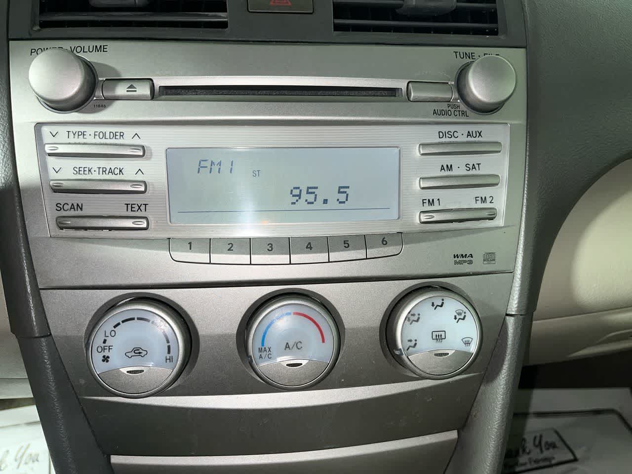 2011 Toyota Camry LE